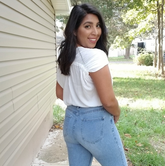 WHAT DO YOU MEAN WHITE RUCHED TOP - Picture 13 of 17